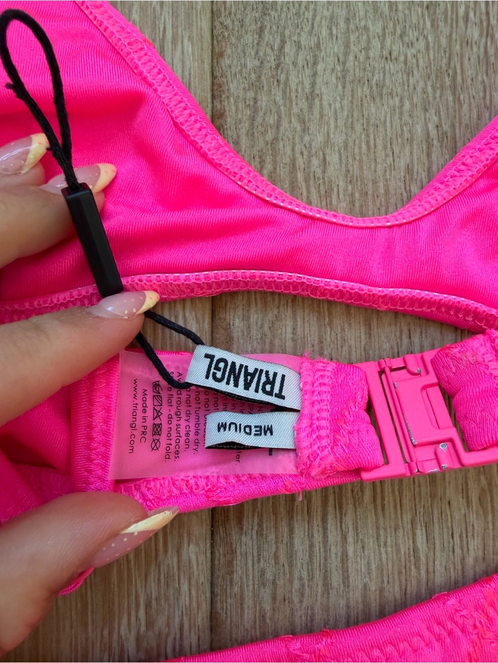 triangl swimwear MAIA - MENDE Pink Scoop Bikini Set × 1
Top / M / Normal - Picture 3 of 5